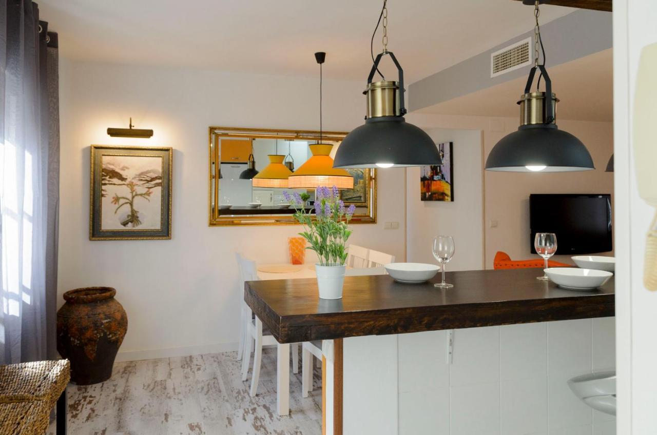 Mezquita Apart. With Free Parking Apartment